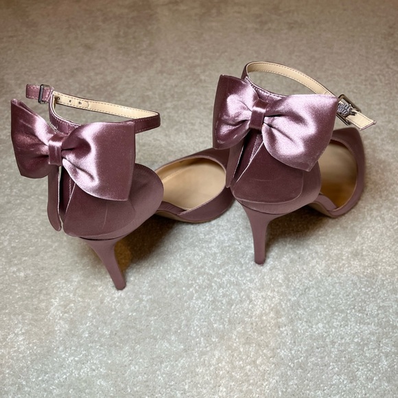Jessica Simpson Mauve Heels - Picture 4 of 5
